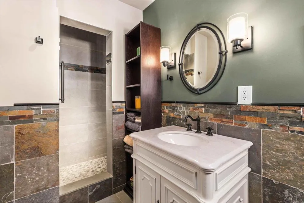 1556 Via Rancho Parkway Escondido, CA 92029