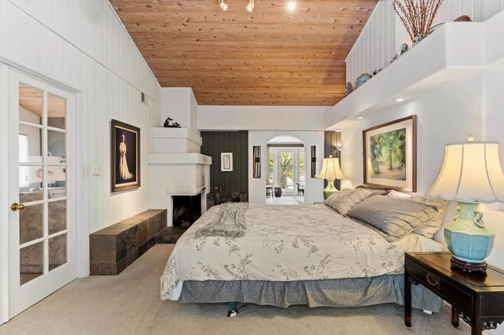 1556 Via Rancho Parkway Escondido, CA 92029