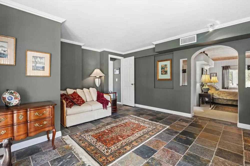 1556 Via Rancho Parkway Escondido, CA 92029
