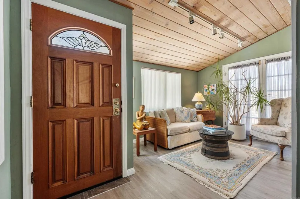 1556 Via Rancho Parkway Escondido, CA 92029