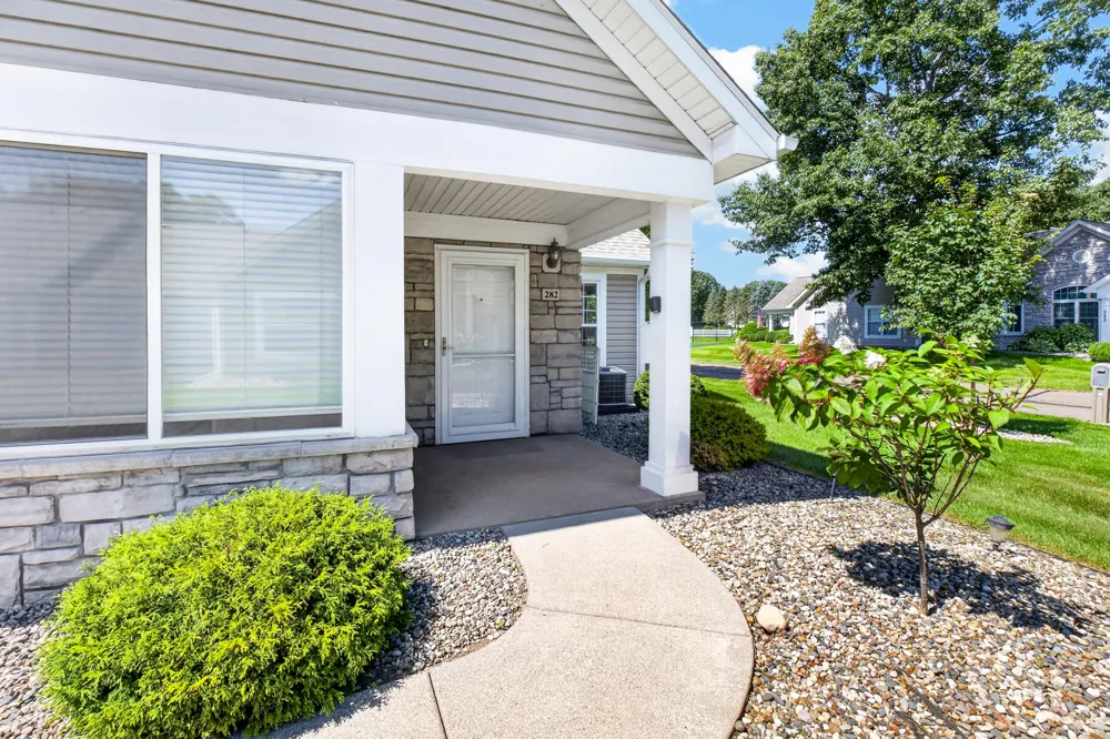282 Ashton Lake Drive Battle Creek, MI 49015