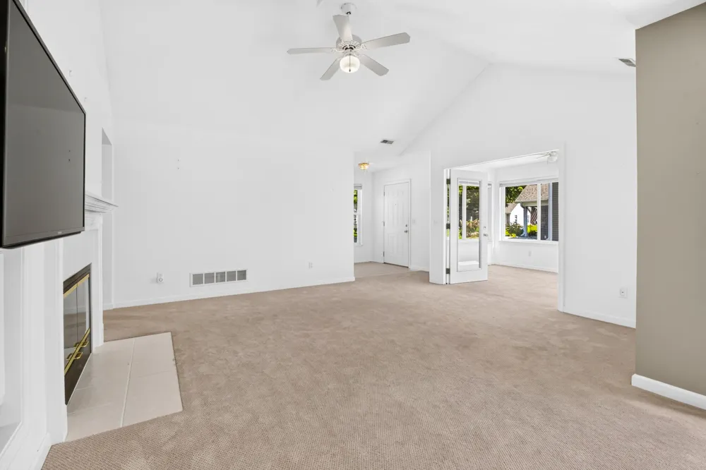 282 Ashton Lake Drive Battle Creek, MI 49015