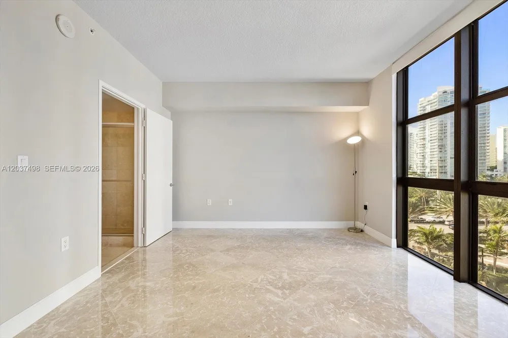 16275 Collins Ave #502 Sunny Isles Beach, FL 33160