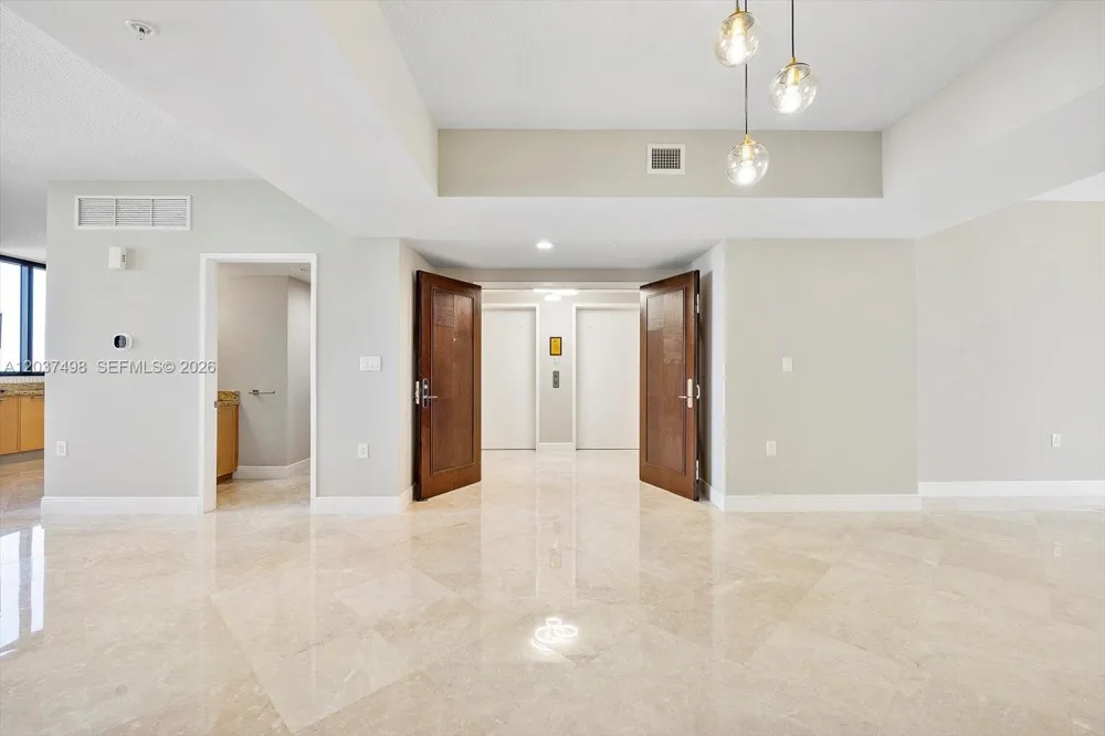 16275 Collins Ave #502 Sunny Isles Beach, FL 33160
