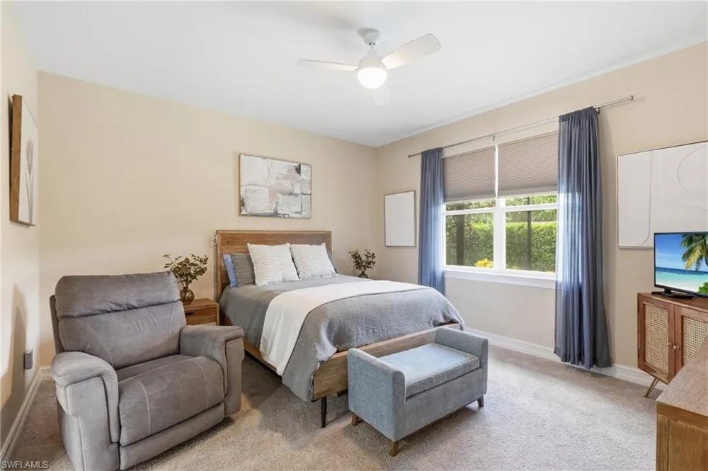 28395 Captiva Shell Loop Bonita Springs, FL 34135