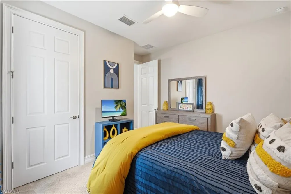28395 Captiva Shell Loop Bonita Springs, FL 34135
