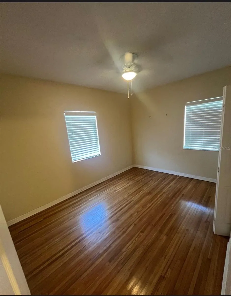 601 34TH AVENUE NE St Petersburg, FL 33704