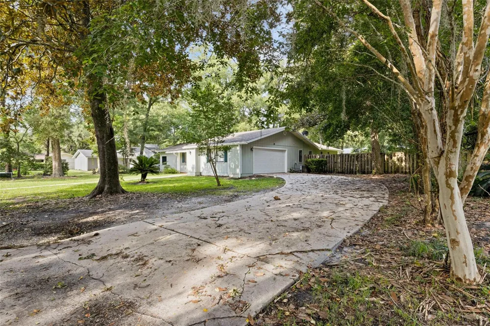 1716 SW 77TH TERRACE Gainesville, FL 32607