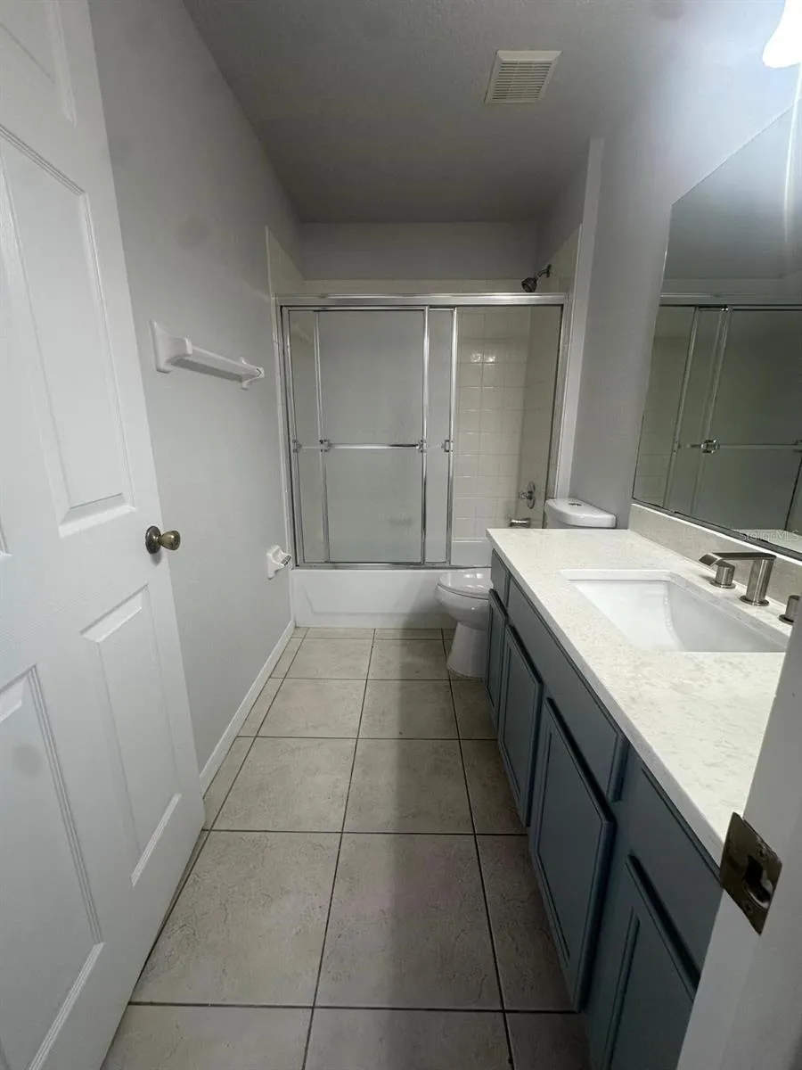 234 HOLLINGSHEAD LOOP Davenport, FL 33896