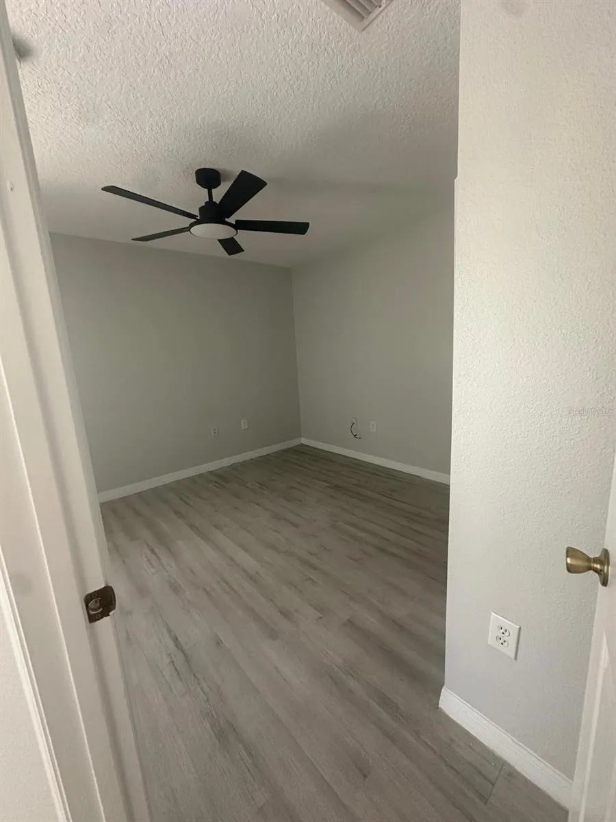 234 HOLLINGSHEAD LOOP Davenport, FL 33896