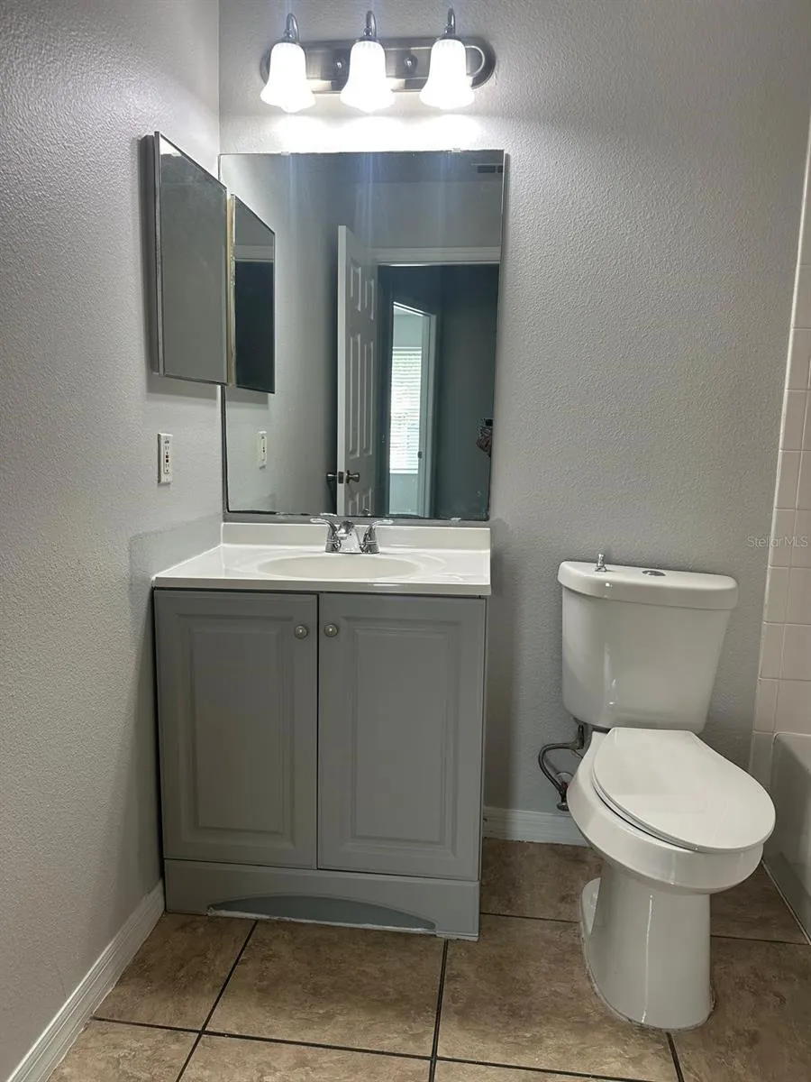 234 HOLLINGSHEAD LOOP Davenport, FL 33896