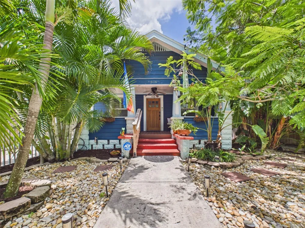 616 15TH STREET St Petersburg, FL 33705
