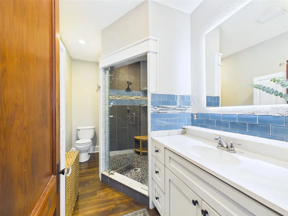 616 15TH STREET St Petersburg, FL 33705