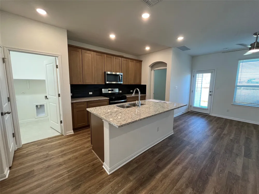 8518 Wellspring Loop Round Rock, TX 78665
