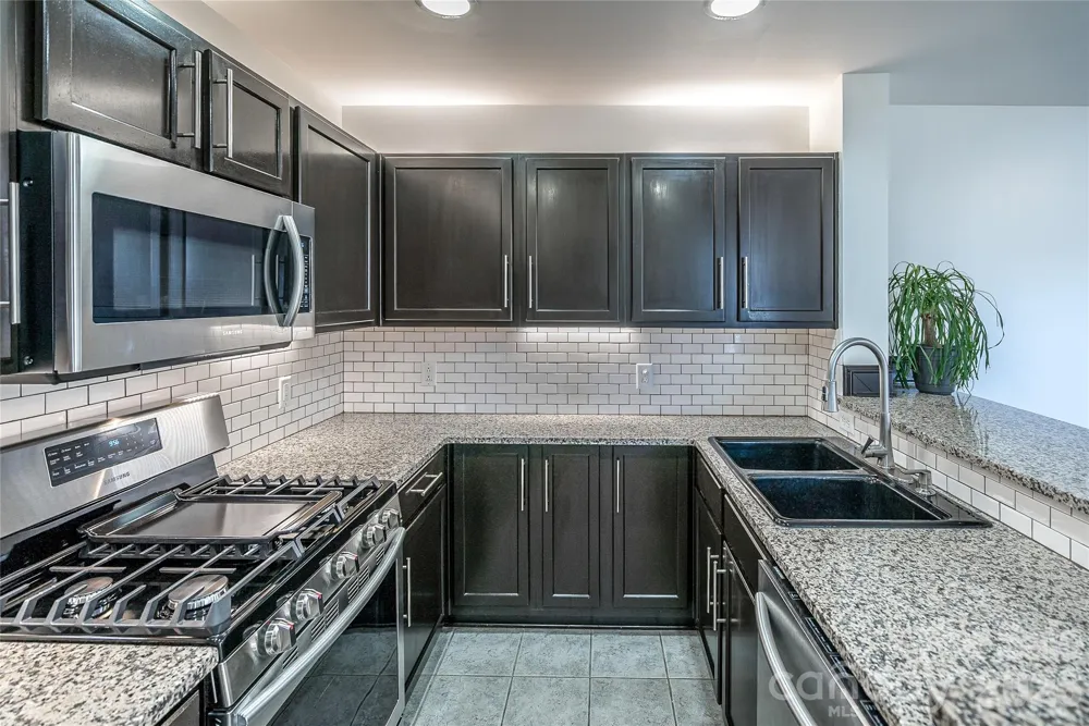 718 W Trade Street #605 Charlotte, NC 28202