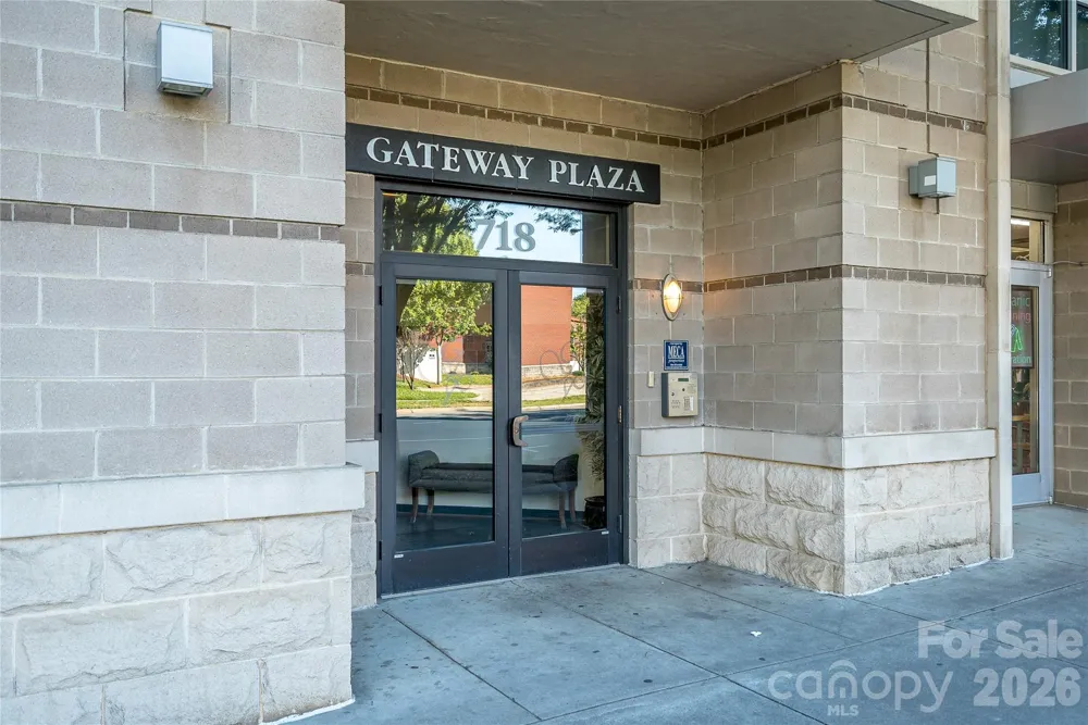 718 W Trade Street #605 Charlotte, NC 28202