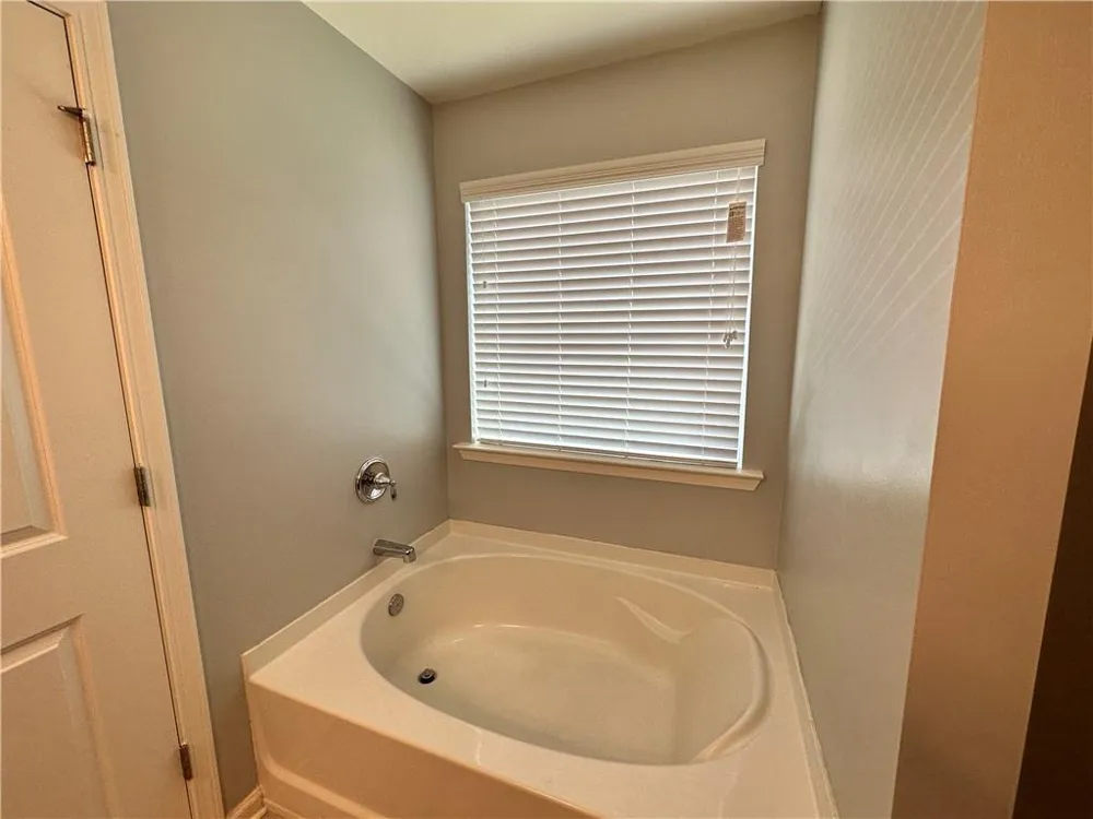 4302 Morning View Stone Mountain, GA 30083