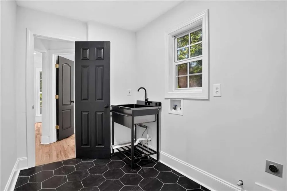 141 Amicalola Way Jonesboro, GA 30236
