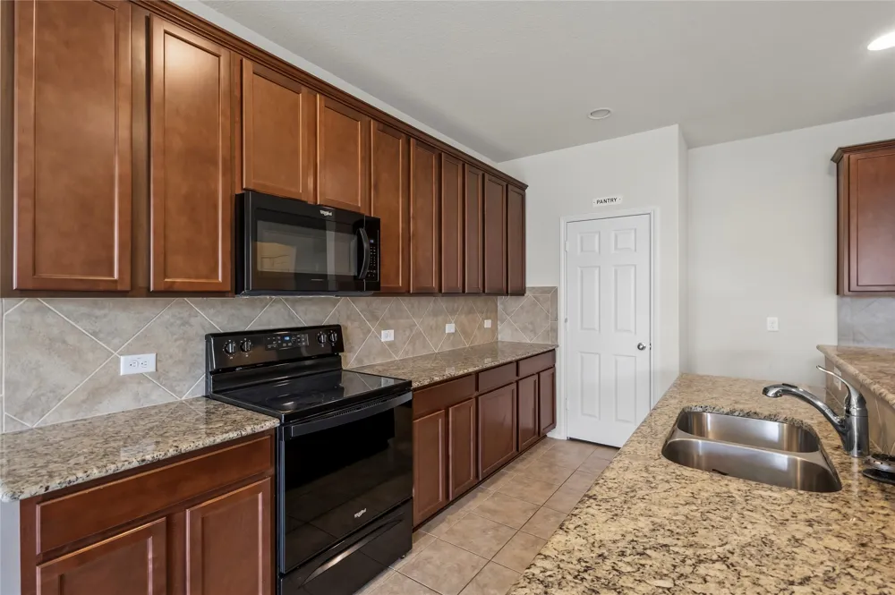 1009 Norias Drive Forney, TX 75126