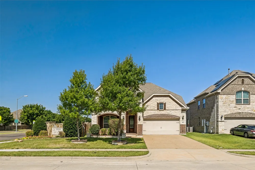 801 Feathering Way Plano, TX 75074