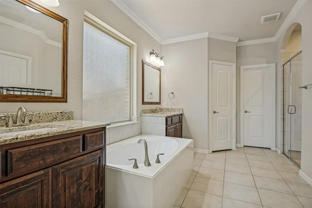 801 Feathering Way Plano, TX 75074