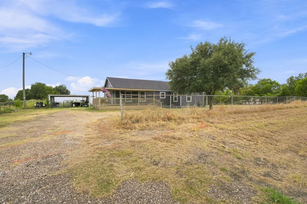 6575 W State Highway 31 Corsicana, TX 75110