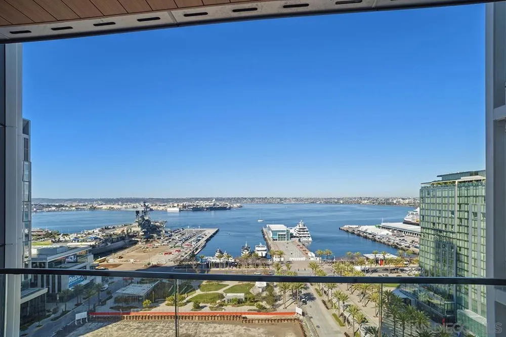 888 W E Street #1801 San Diego, CA 92101