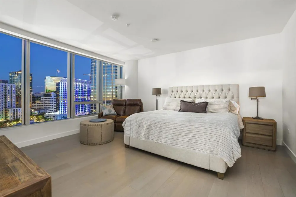 888 W E Street #1801 San Diego, CA 92101