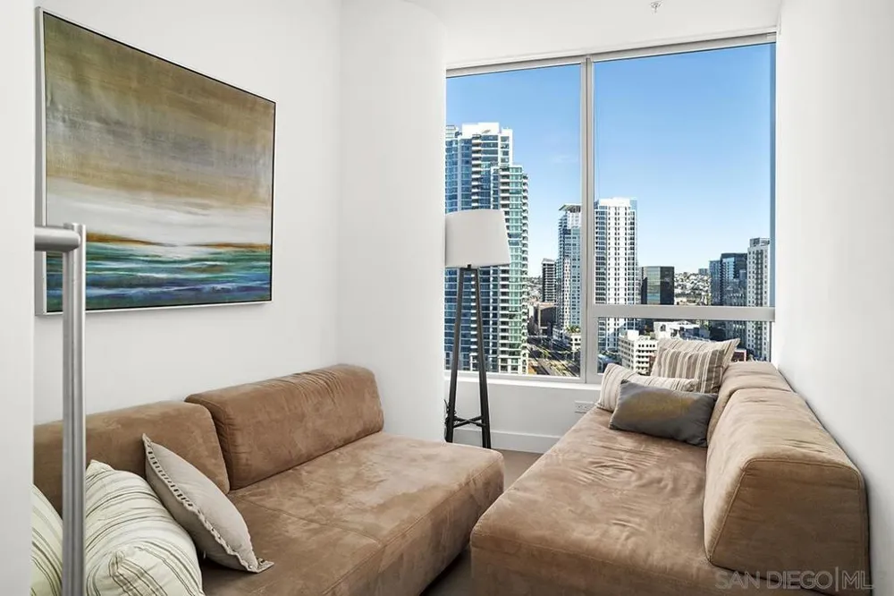 888 W E Street #1801 San Diego, CA 92101