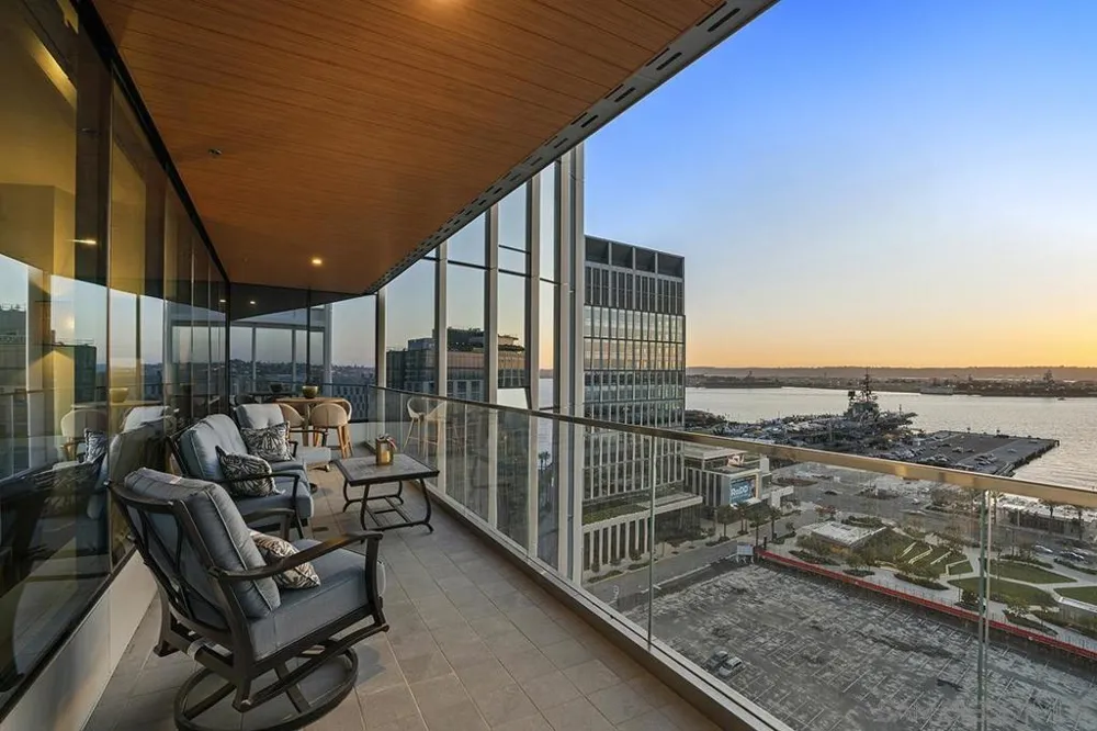 888 W E Street #1801 San Diego, CA 92101