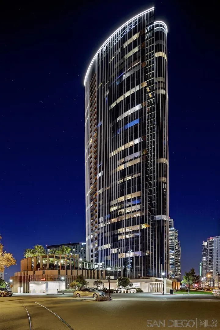 888 W E Street #1801 San Diego, CA 92101