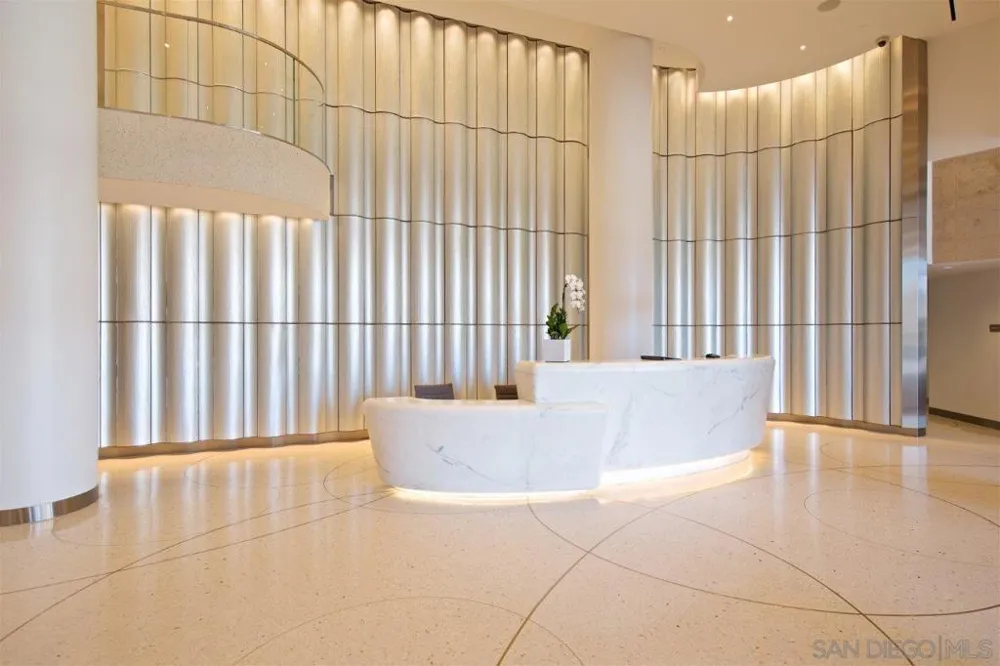 888 W E Street #1801 San Diego, CA 92101