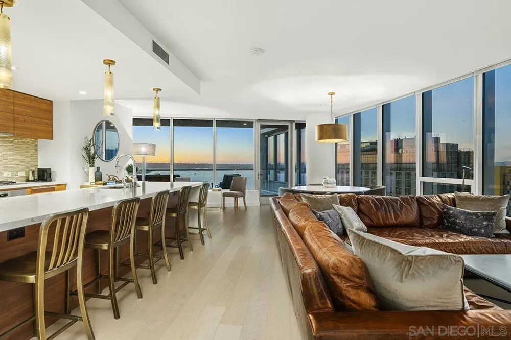 888 W E Street #1801 San Diego, CA 92101
