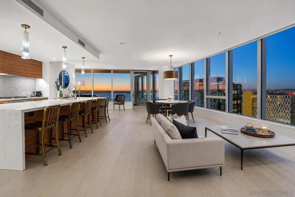 888 W E Street #1801 San Diego, CA 92101