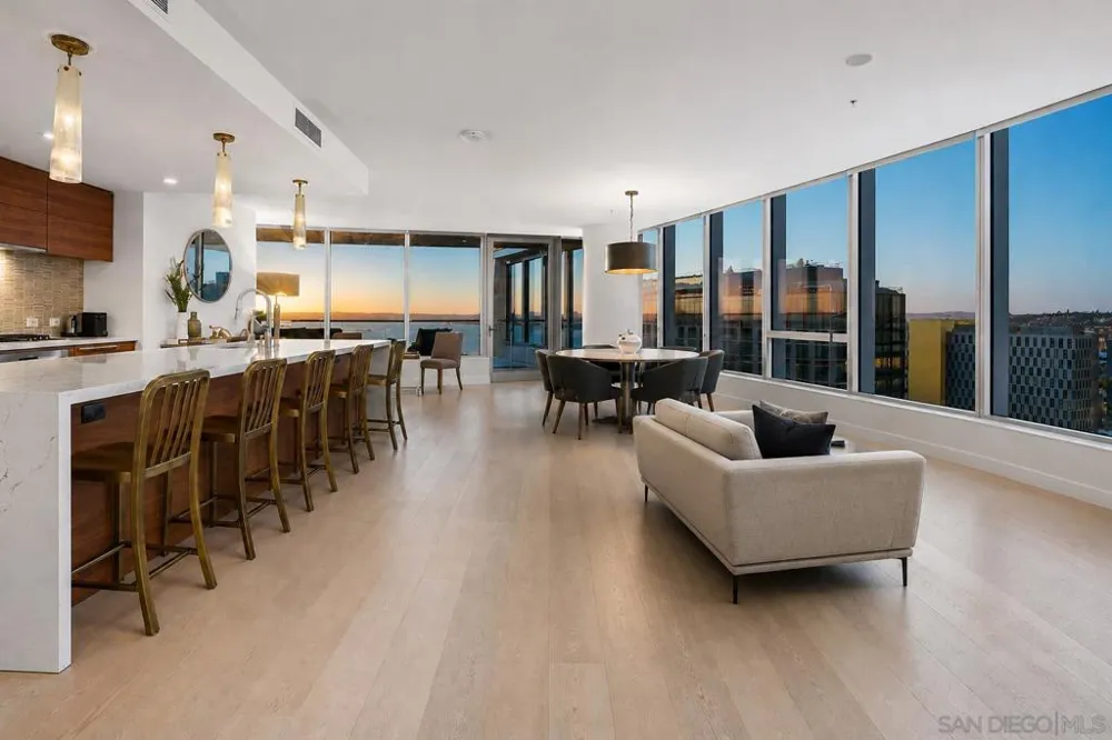 888 W E Street #1801 San Diego, CA 92101