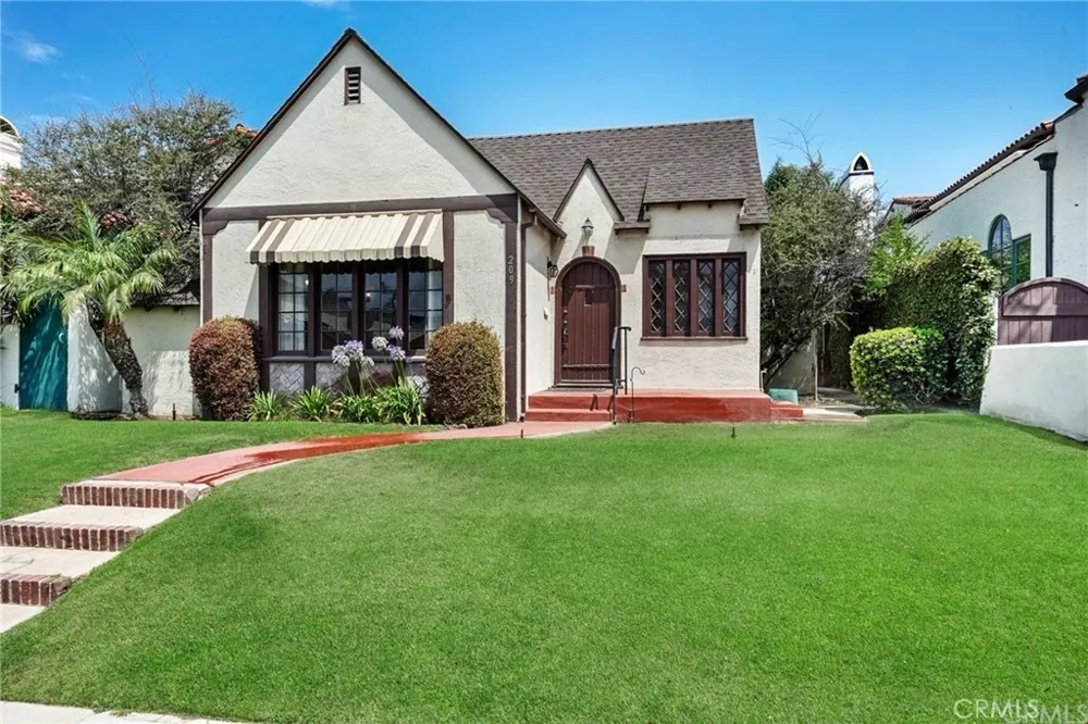 209 Avenue E Redondo Beach, CA 90277