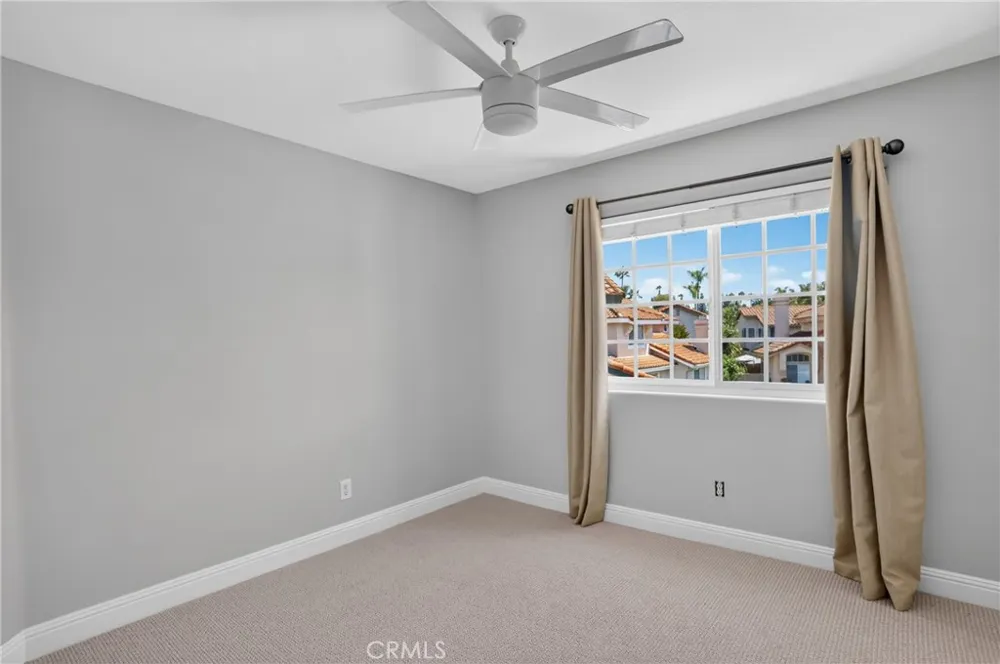 30045 Topsail Laguna Niguel, CA 92677