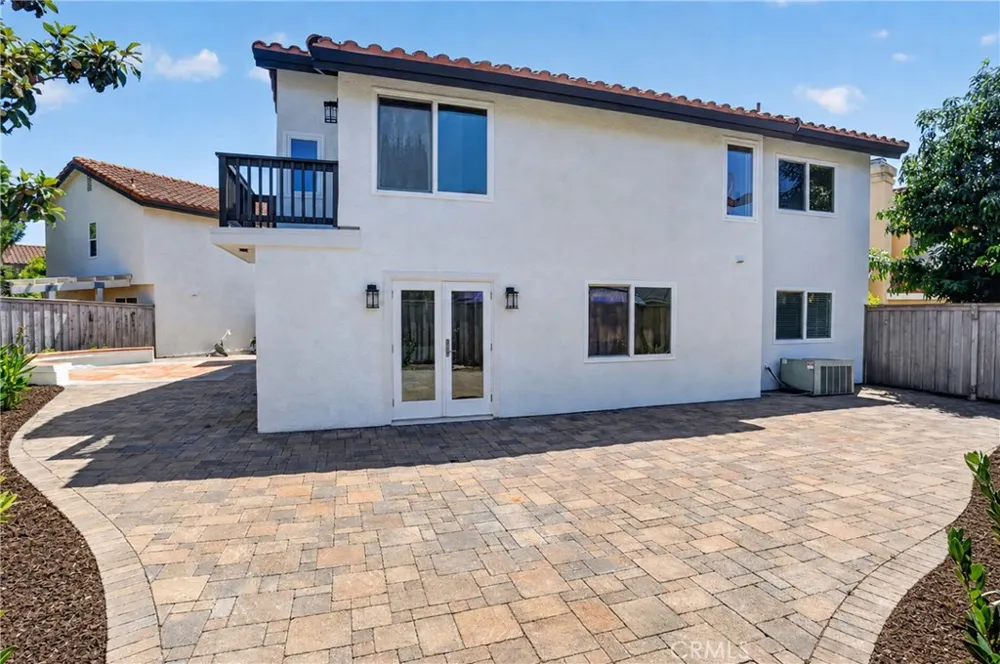 30045 Topsail Laguna Niguel, CA 92677