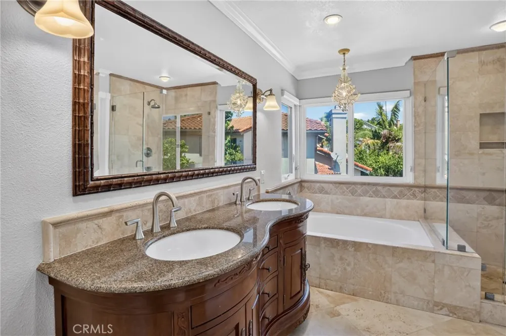 30045 Topsail Laguna Niguel, CA 92677