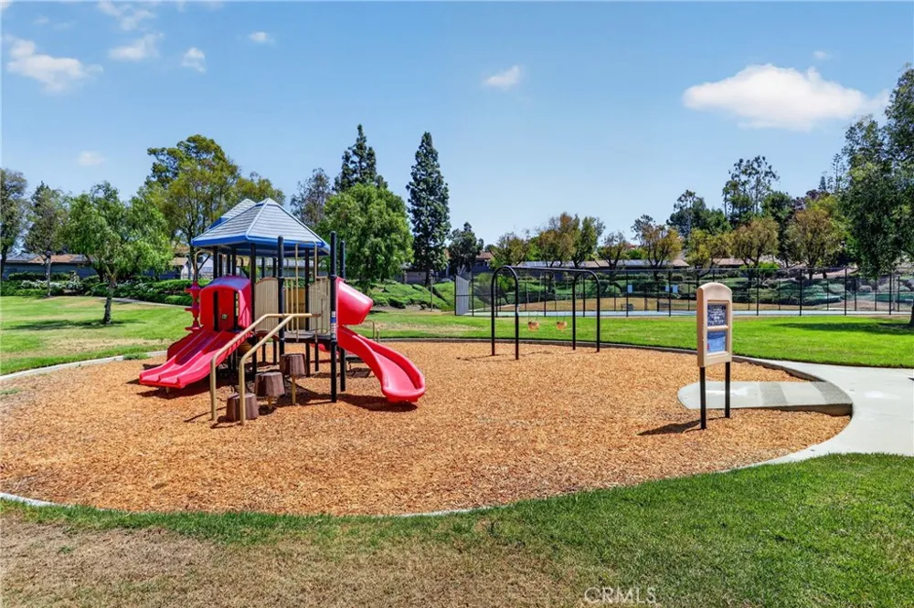 30045 Topsail Laguna Niguel, CA 92677