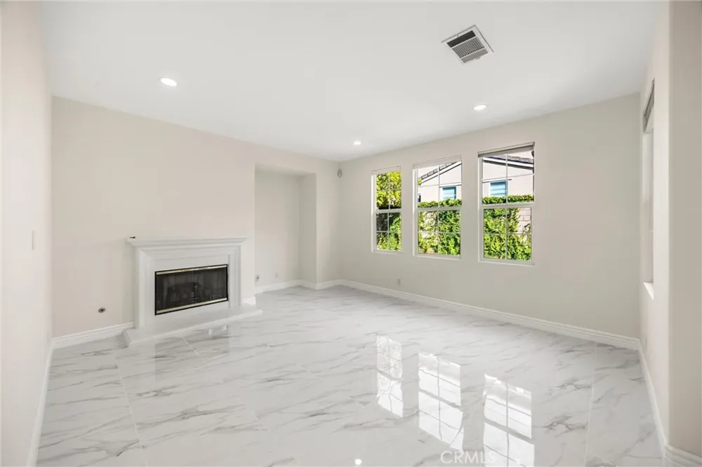 8 Coriander Irvine, CA 92603