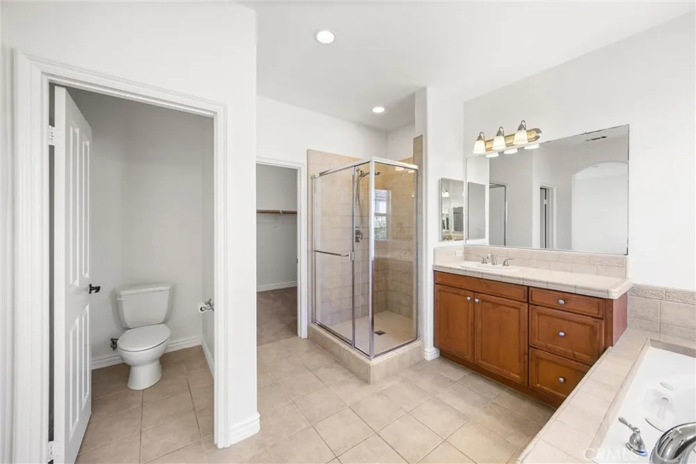 8 Coriander Irvine, CA 92603