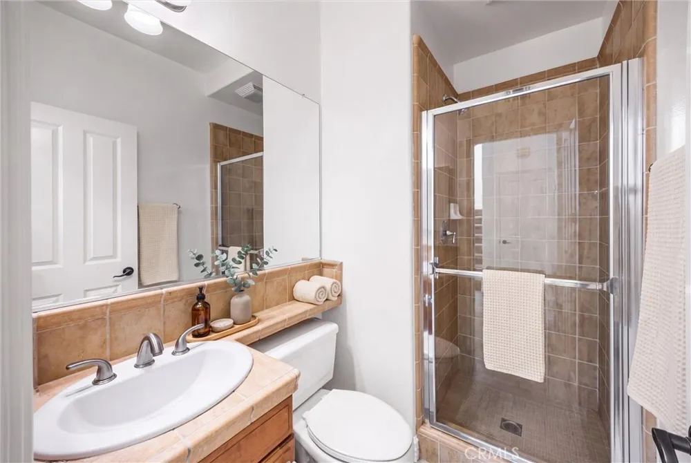 8 Coriander Irvine, CA 92603
