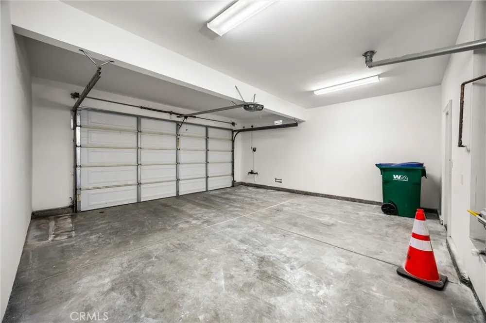 8 Coriander Irvine, CA 92603