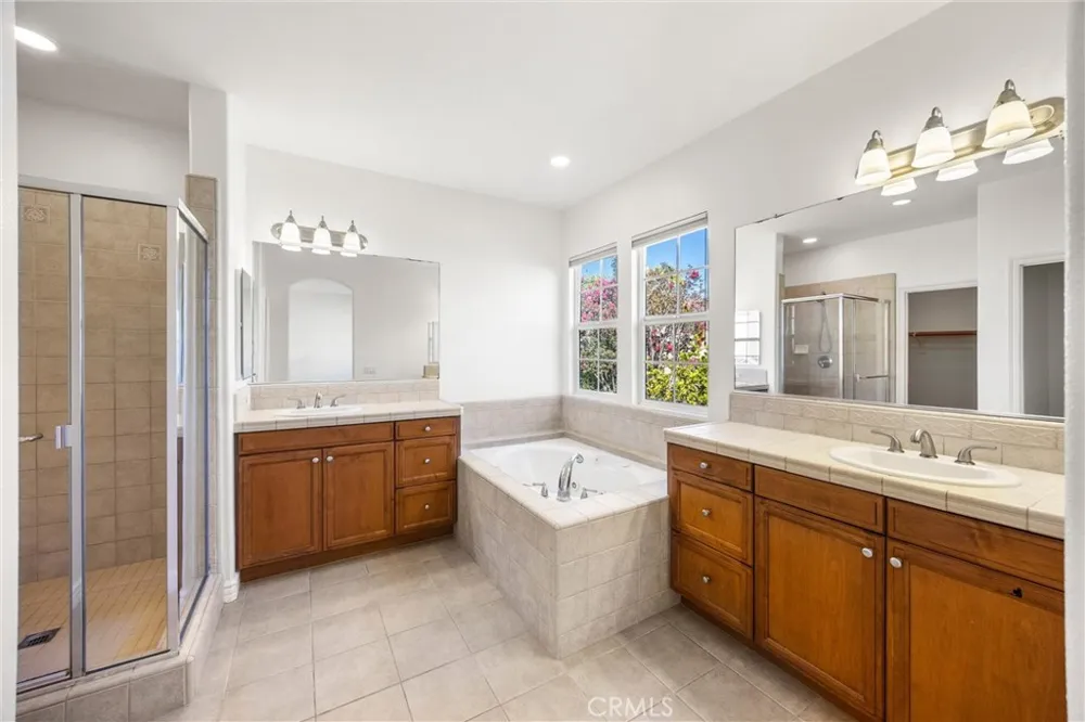 8 Coriander Irvine, CA 92603