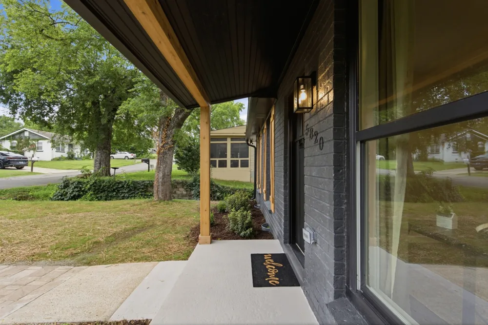 5820 Leslie Ave Nashville, TN 37209