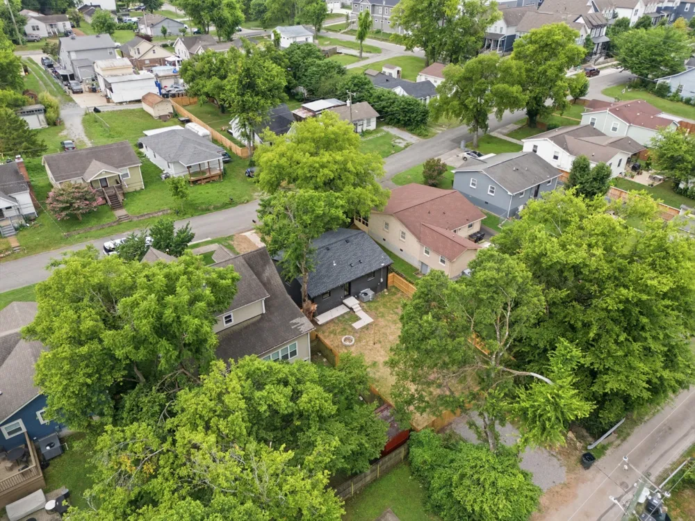 5820 Leslie Ave Nashville, TN 37209