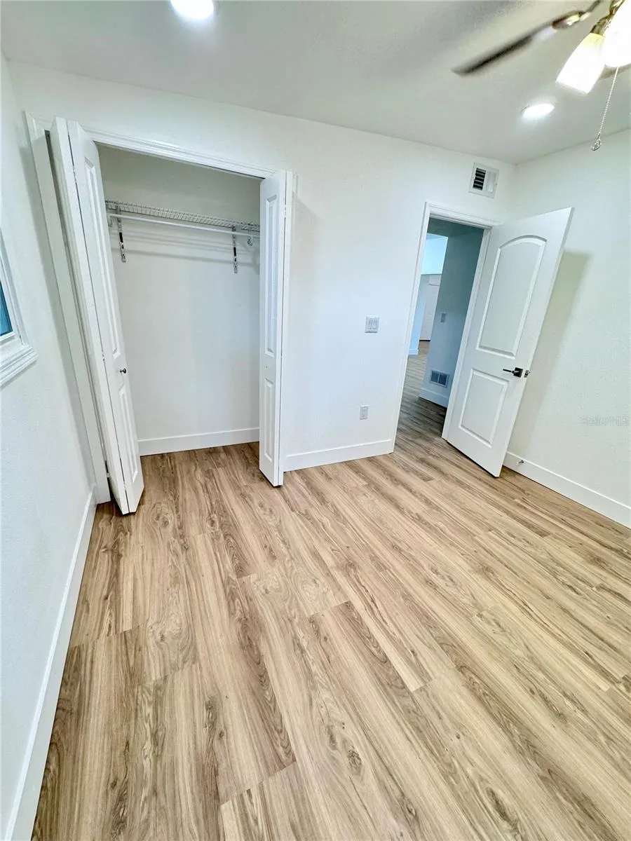 7913 TIDEWATER TRAIL Tampa, FL 33619