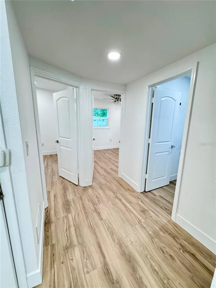 7913 TIDEWATER TRAIL Tampa, FL 33619