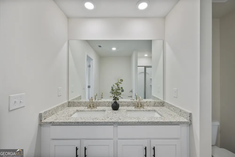 3952 Hidden River LN Oakwood, GA 30566